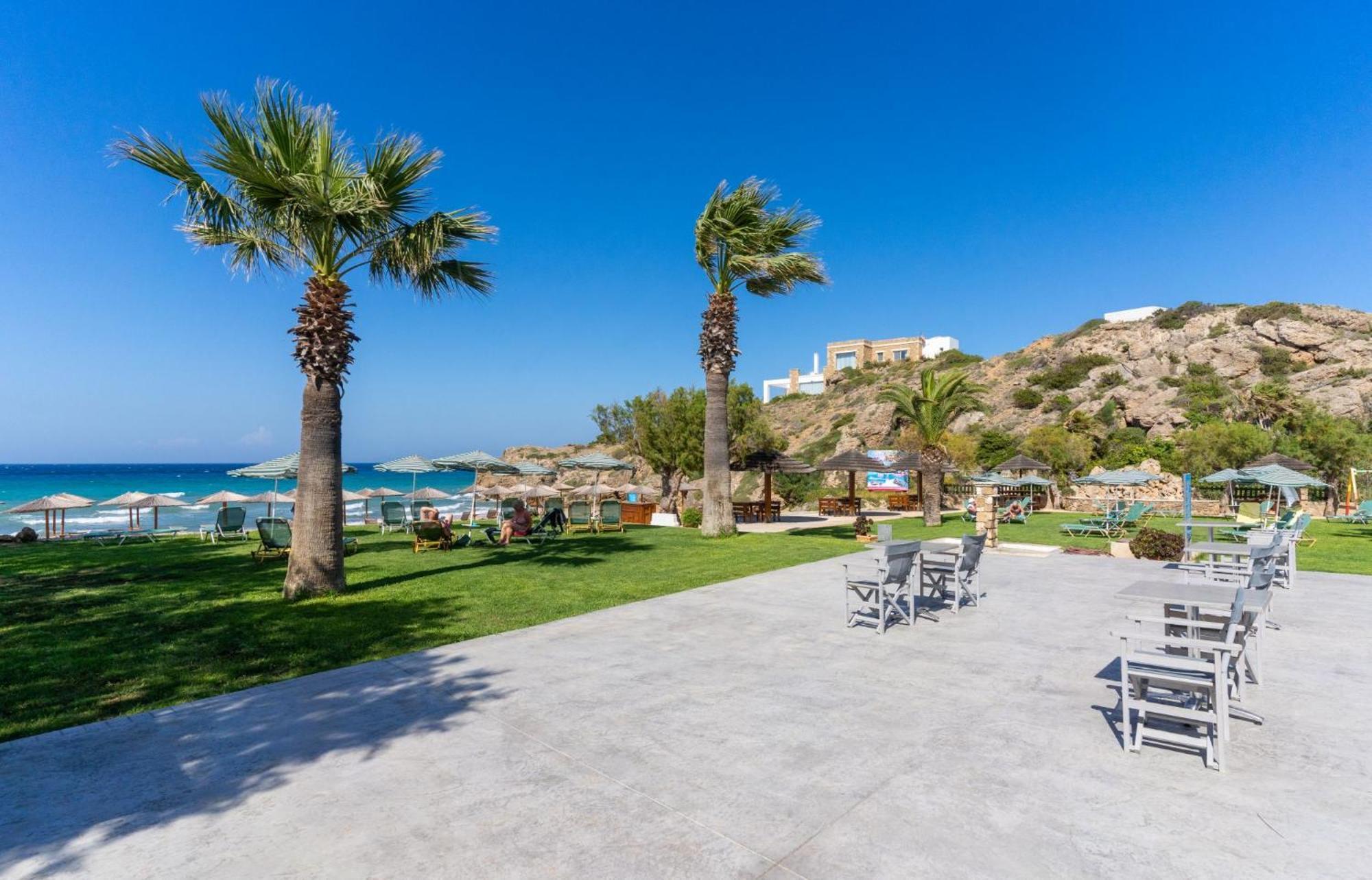 Plaka Resort